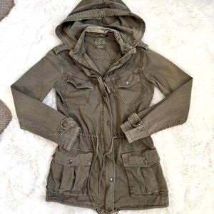 Aritzia Talula Cargo Utility Light Jacket XXS - Olive Green
